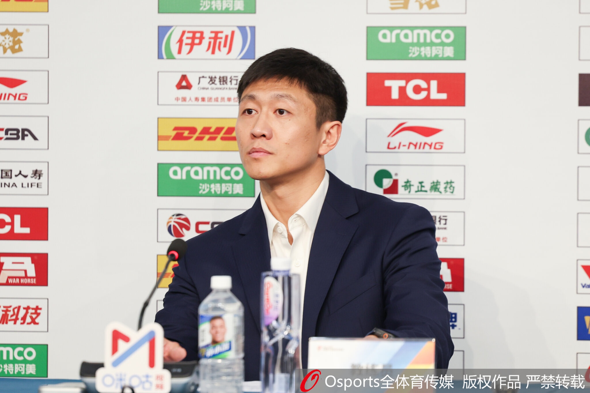 李昂:我们下半场限制宁波只得到26分这是我们赢球的关键 李昂:我们下半场限制宁波只得到26分这是我们赢球的关键